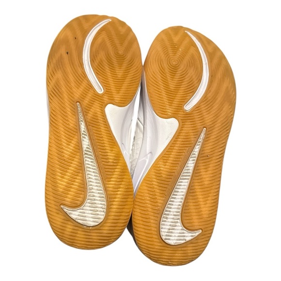 NIKE White and Red High-Top Sneakers - Picture 4 of 5